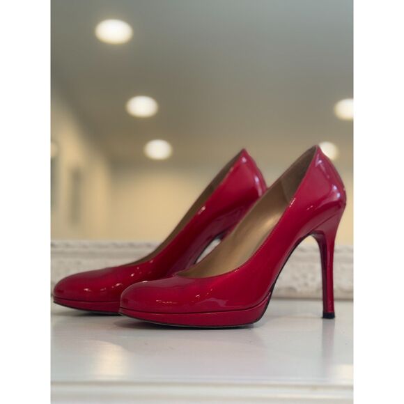Stuart Weitzman Platswoon Red Quasar Patent Leather Heeled Pumps Size 7 - Picture 1 of 8